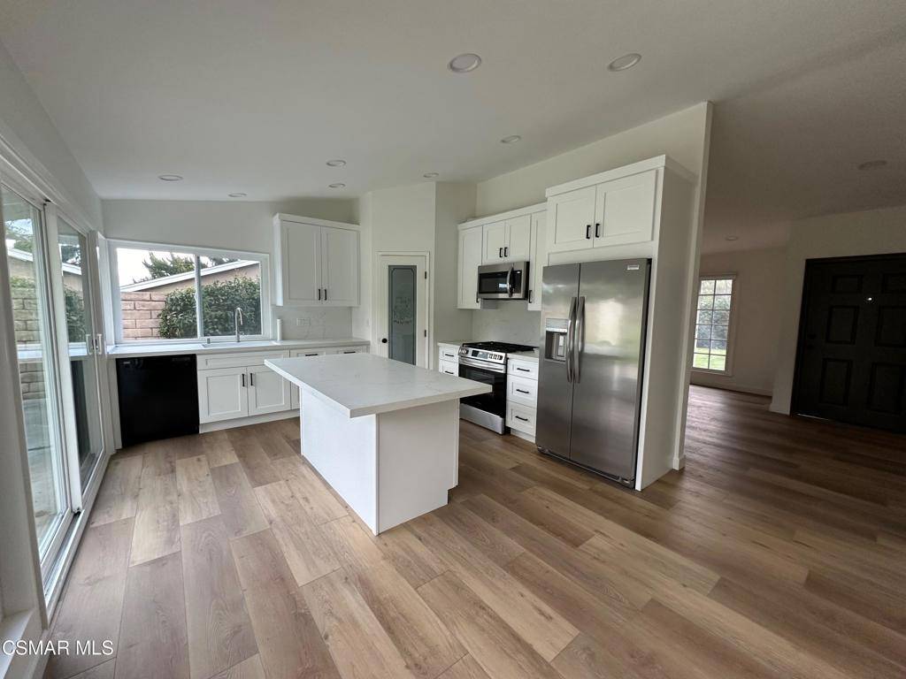 Newbury Park, CA 91320,187 Walter AVE