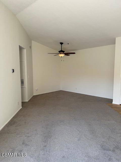 Oak Park, CA 91377,697 Sutton Crest TRL #Tl403