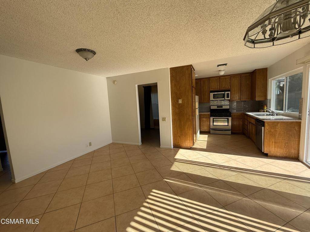 Simi Valley, CA 93063,1772 Warfield CT