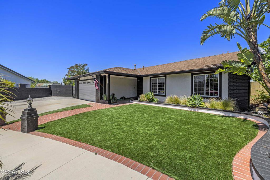 Thousand Oaks, CA 91320,915 W Marcello AVE