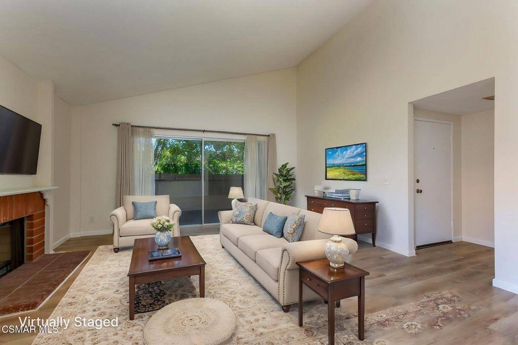 Thousand Oaks, CA 91360,200 Oakleaf DR #207