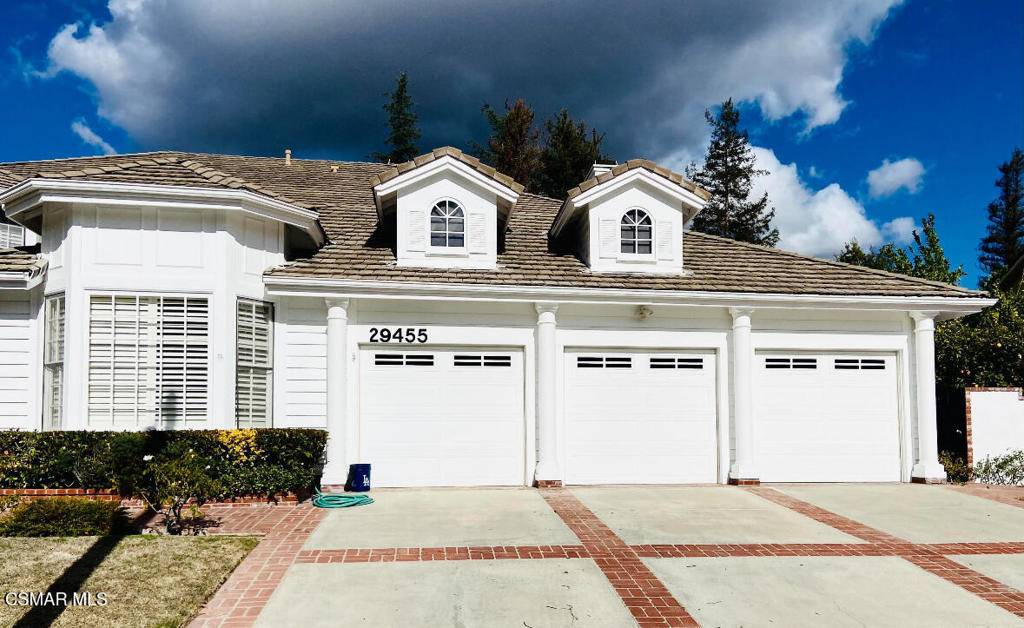 Agoura Hills, CA 91301,29455 Weeping Willow DR