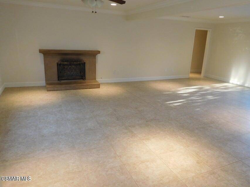 Simi Valley, CA 93063,3042 Waco AVE