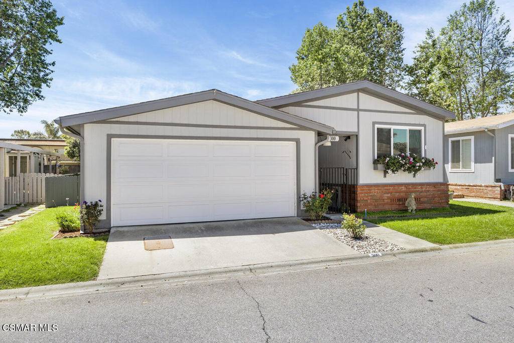 Oxnard, CA 93036,300 Plum PL #7