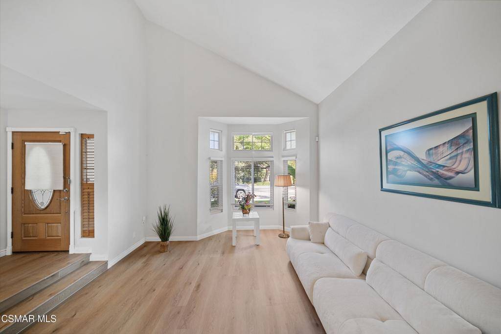 Oak Park, CA 91377,6755 Oak Springs DR