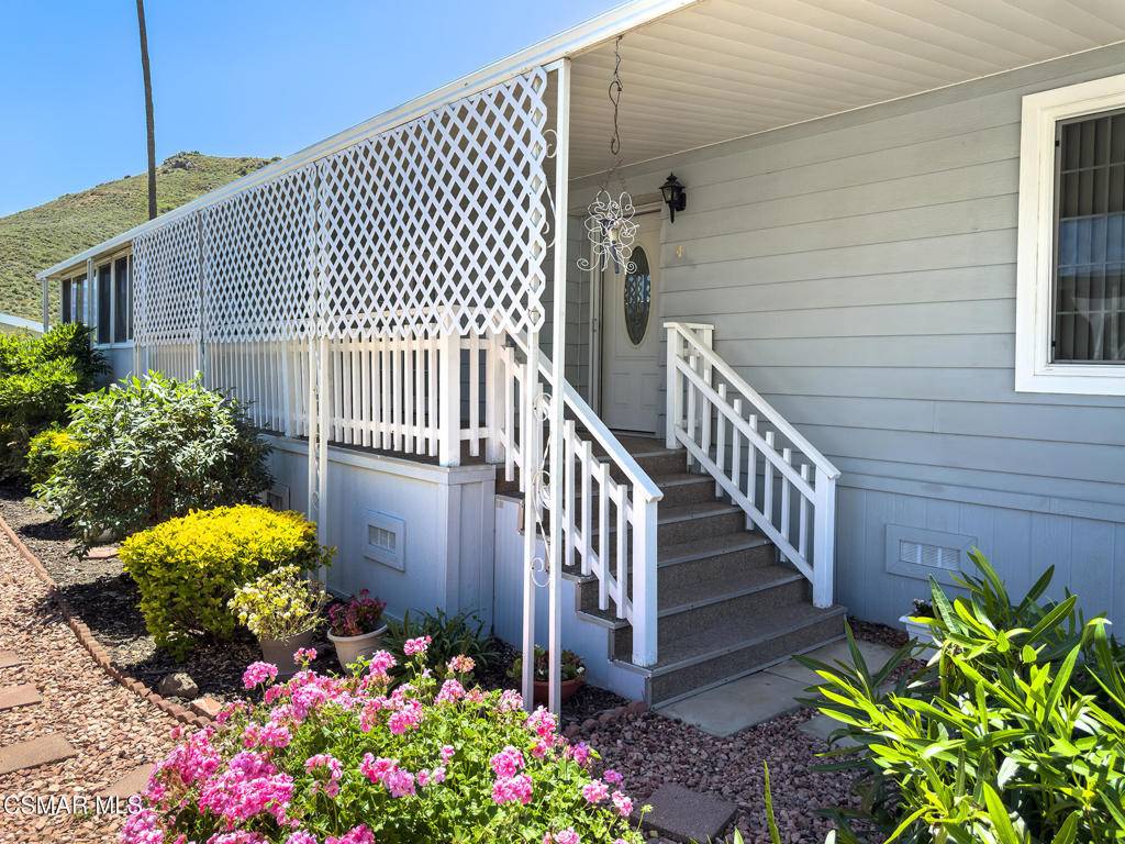 Newbury Park, CA 91320,238 Vista Conejo