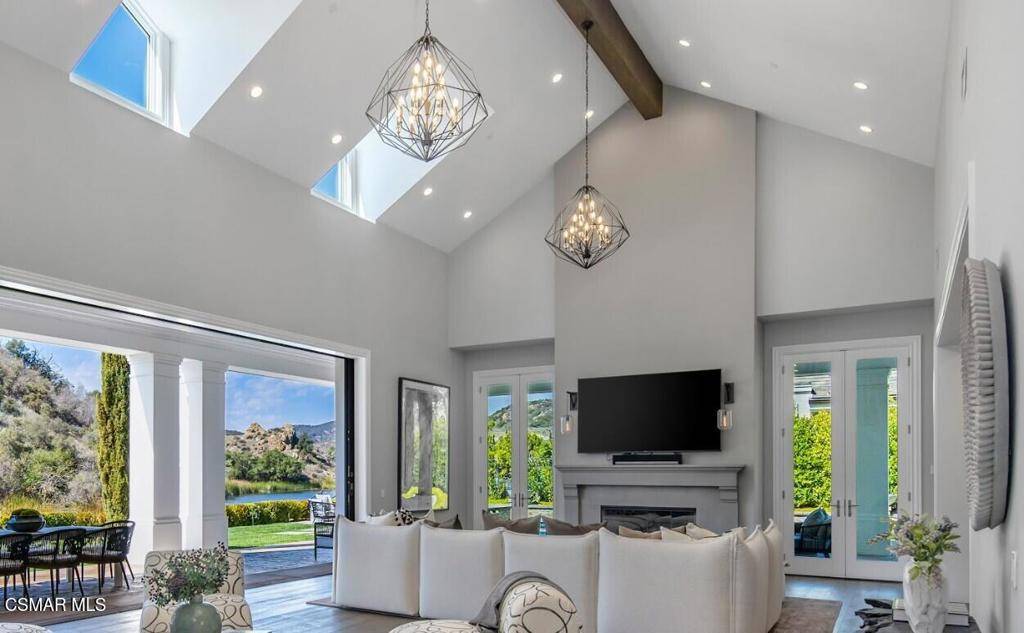 Lake Sherwood, CA 91361,2385 Calbourne CT