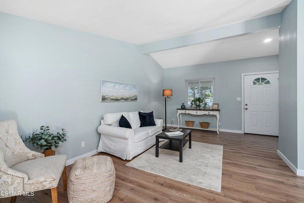 Canyon Country, CA 91351,19224 Newhouse ST