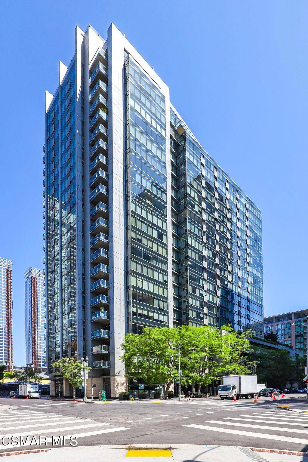 Los Angeles, CA 90015,1155 S Grand AVE #311