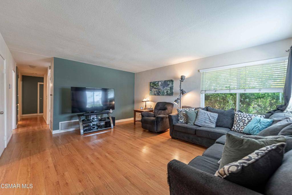 Simi Valley, CA 93063,4894 Muirwood CT