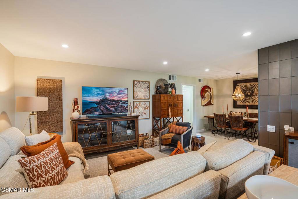 Westlake Village, CA 91361,31556 Agoura RD #2