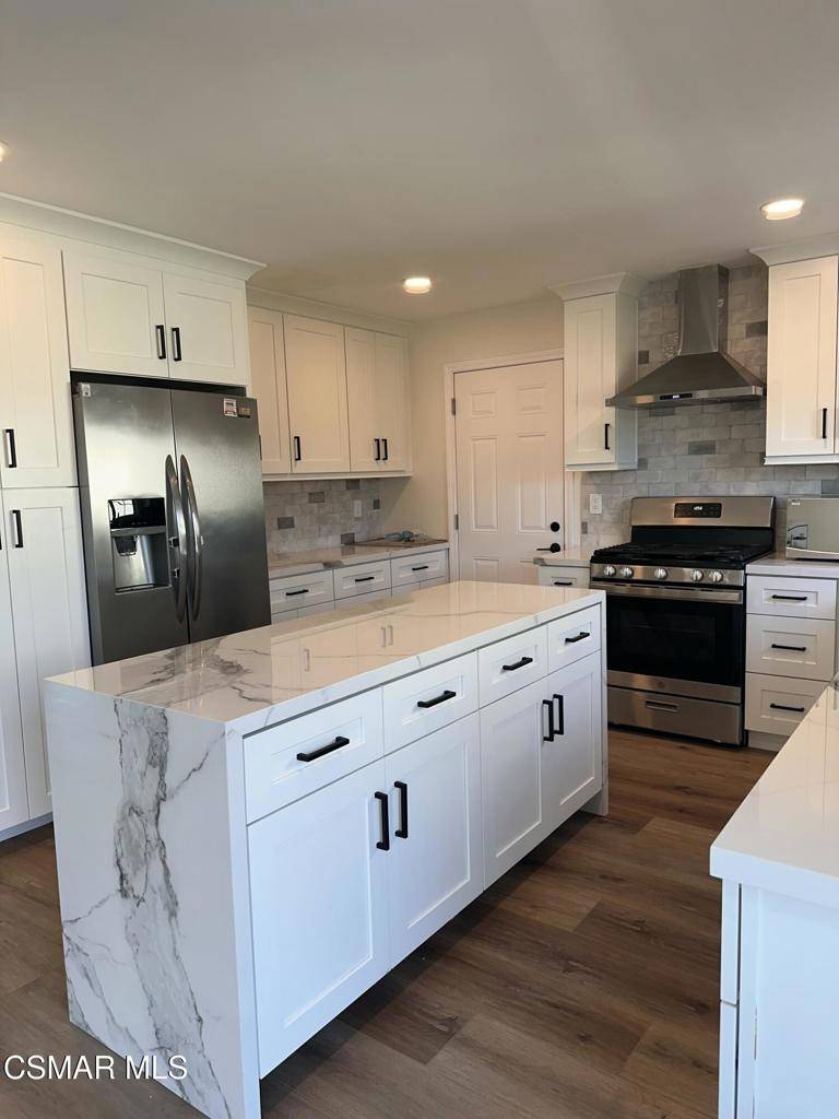 2042 Arcane ST #A Simi Valley, CA 93065
