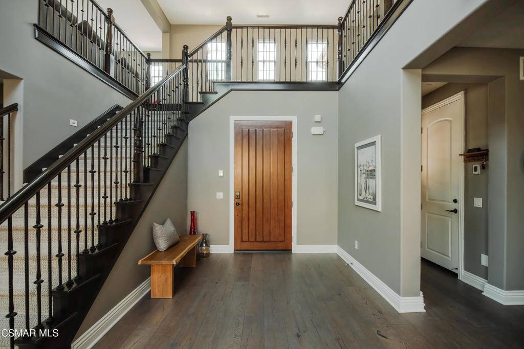 Thousand Oaks, CA 91320,1323 Arroyo View ST