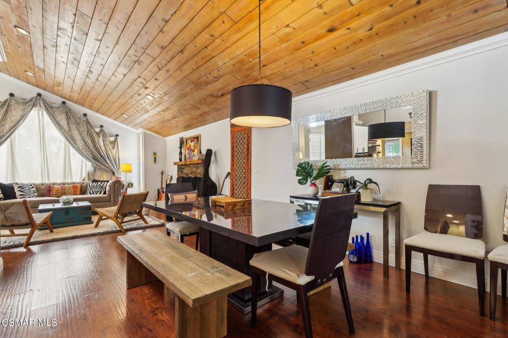 Thousand Oaks, CA 91360,1261 Uppingham DR