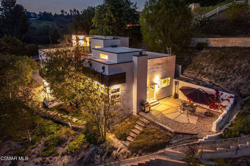 Agoura Hills, CA 91301,28333 Foothill DR