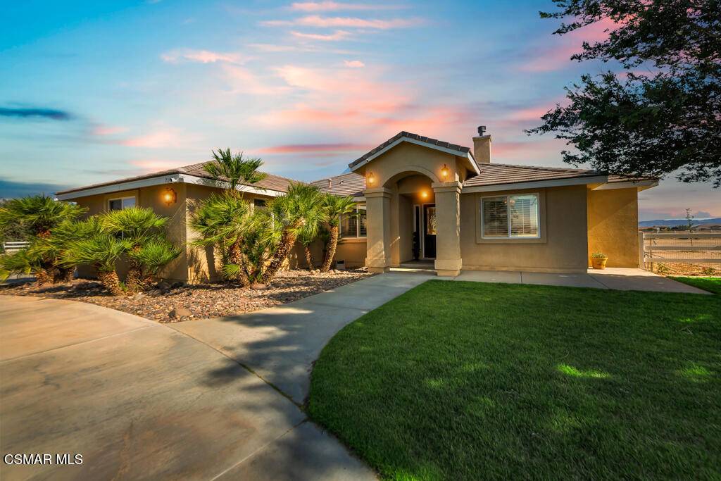Lancaster, CA 93536,7142 W Avenue A4