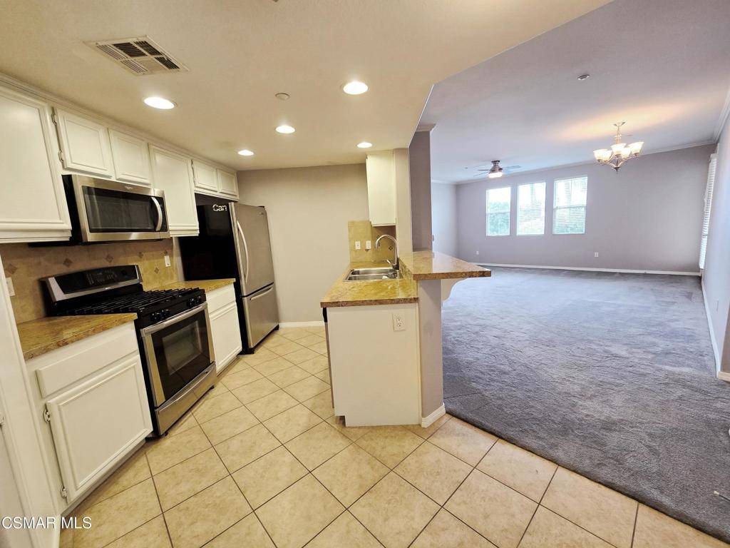 Camarillo, CA 93012,259 Riverdale CT #252