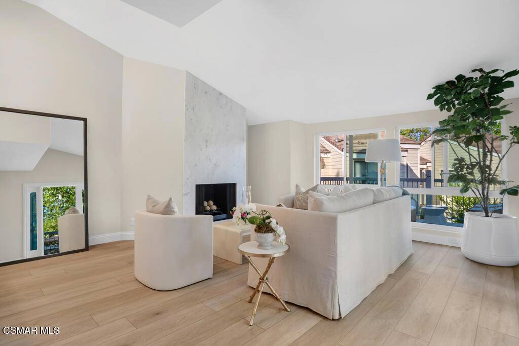 Westlake Village, CA 91361,1228 S Westlake BLVD #B