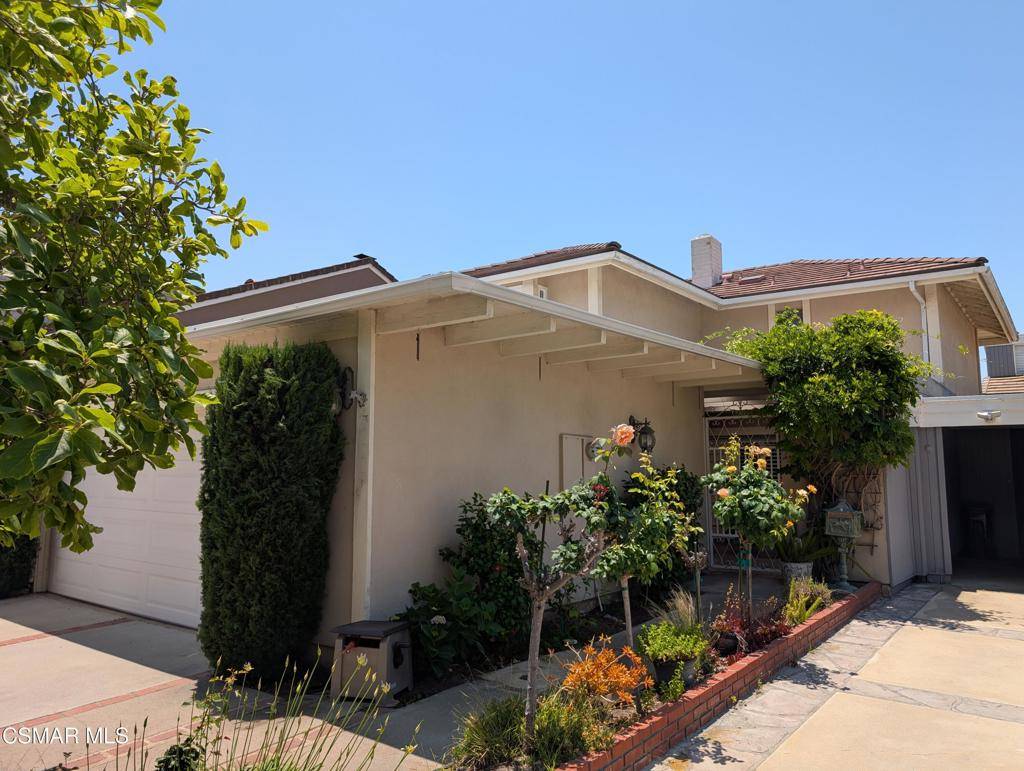 Westlake Village, CA 91361,32164 Beachlake LN
