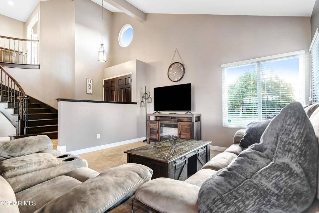 Newbury Park, CA 91320,610 Nicole DR