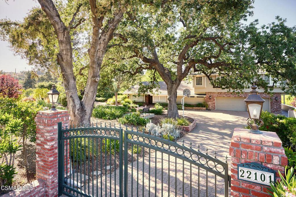 Woodland Hills, CA 91364,22101 Mulholland DR