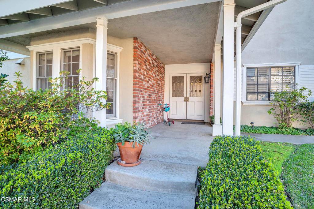 Westlake Village, CA 91361,3008 Shadow Brook LN