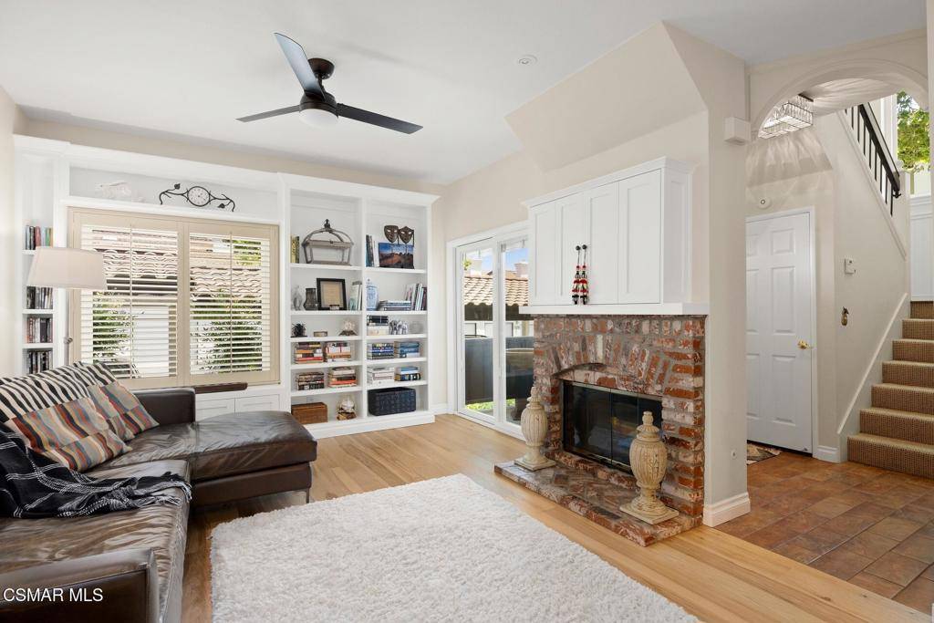 Oak Park, CA 91377,5560 Riodosa TRL #H