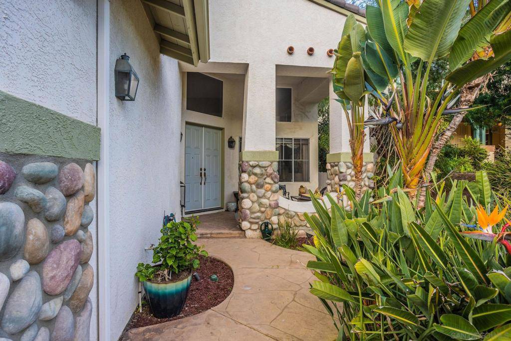 Carlsbad, CA 92008,5338 Forecastle Ct