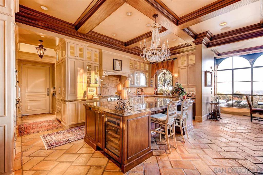 5806 Bucknell La Jolla, CA 92037