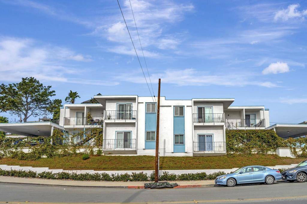 San Diego, CA 92101,2108 3rd Avenue #1