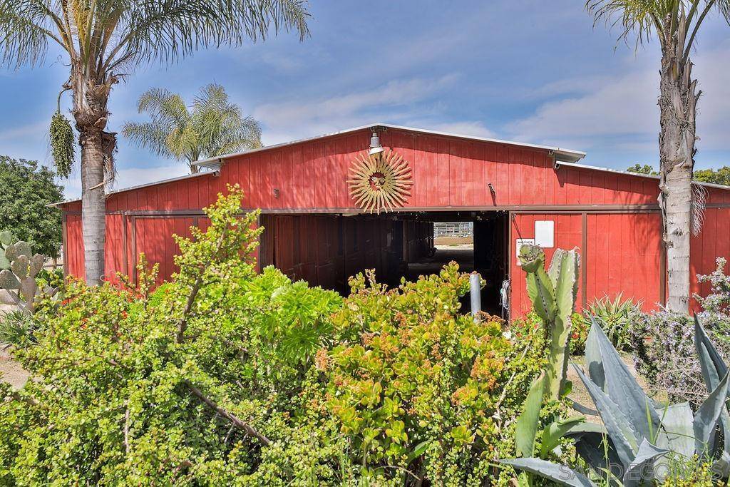Vista, CA 92084,2260 Glenview Lane