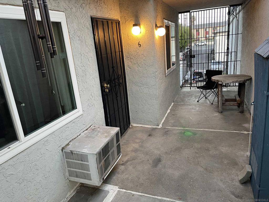 Ramona, CA 92065,742 A St ##6