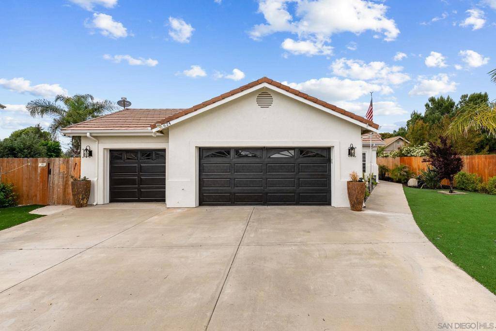 Ramona, CA 92065,624 Rowley Way