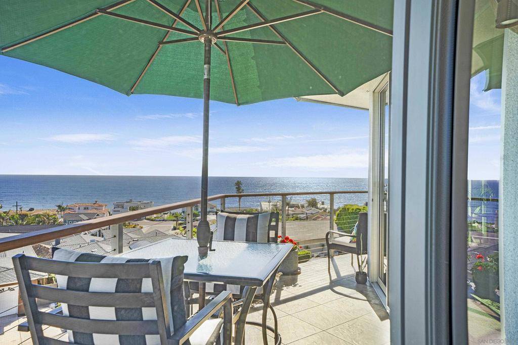 La Jolla, CA 92037,5383 Chelsea Street #302