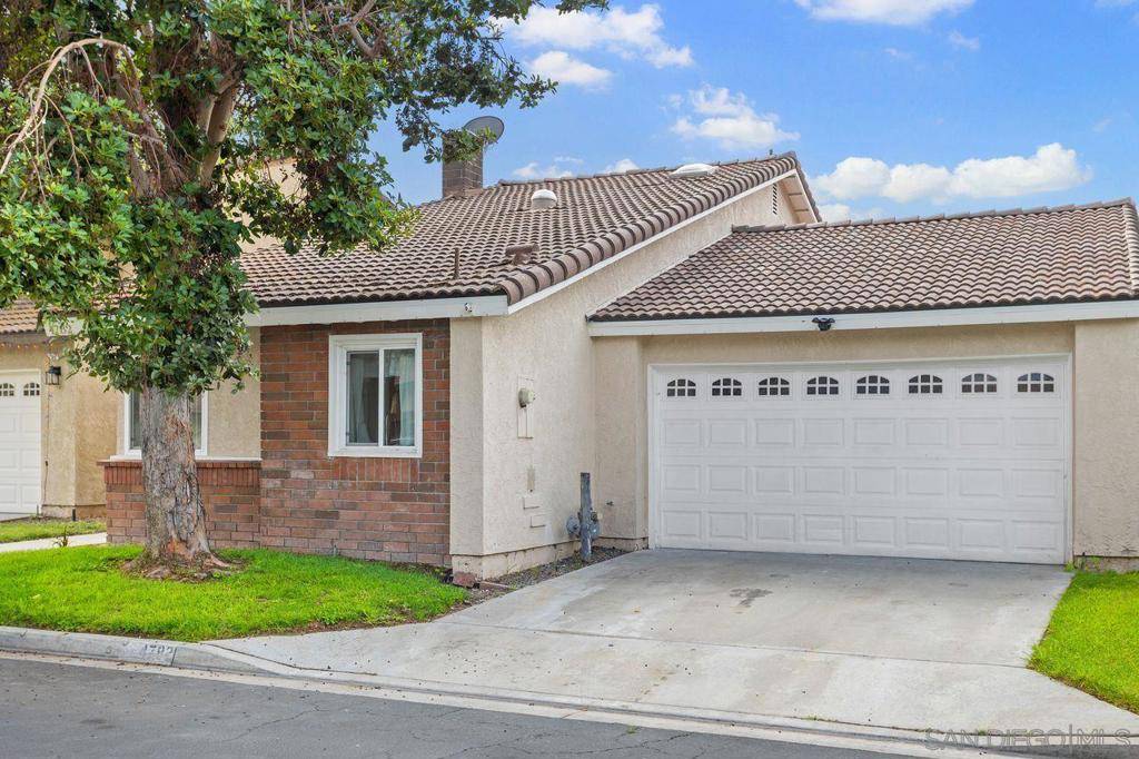 Oceanside, CA 92057,4782 Adler Way