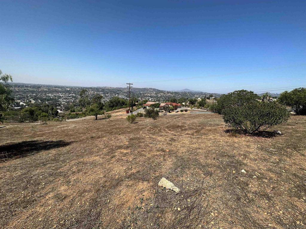 Spring Valley, CA 91977,0 Ivy Lan