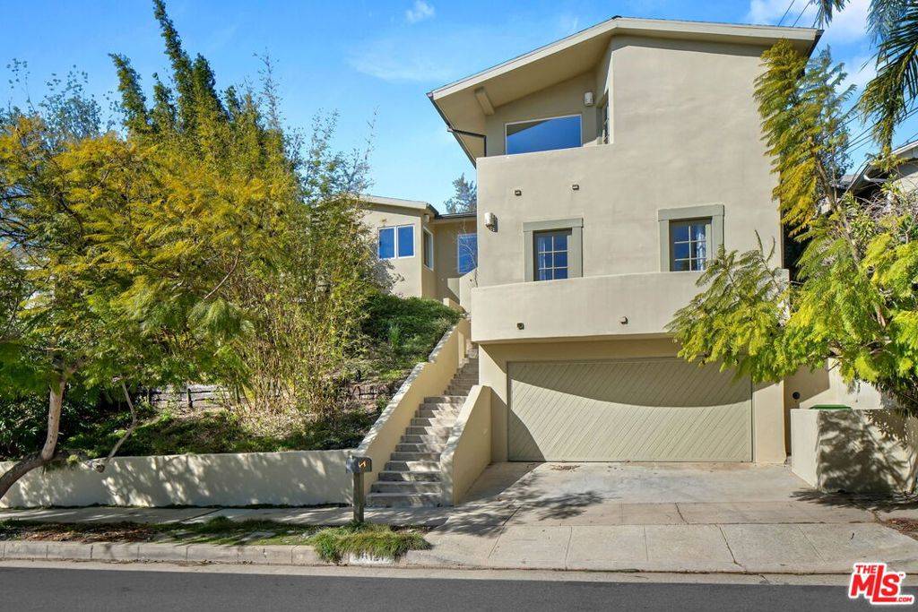 Pacific Palisades, CA 90272,16121 ALCIMA AVE