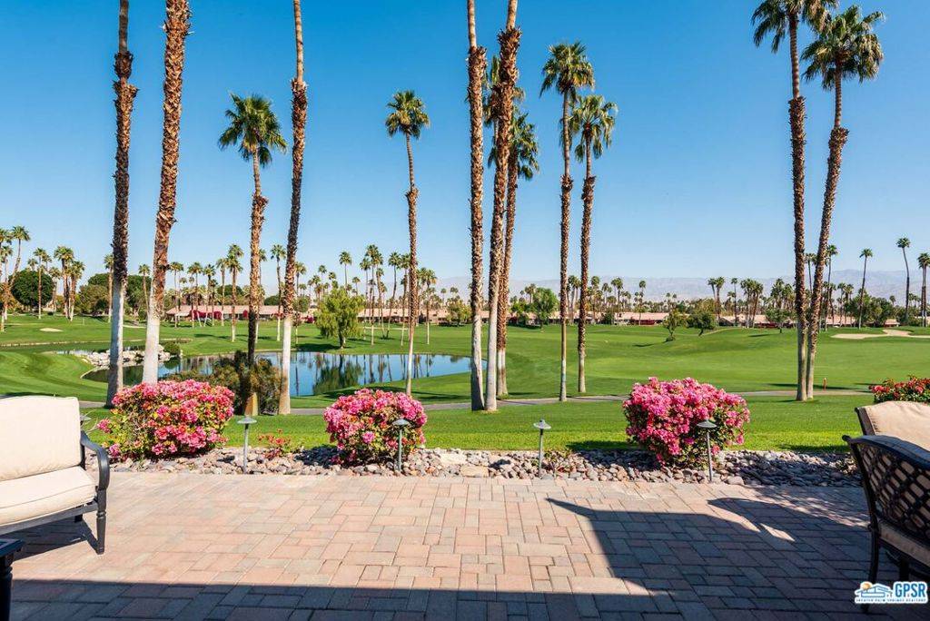 Palm Desert, CA 92211,76498 Hollyhock DR