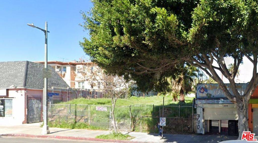 Los Angeles, CA 90006,1833 W Pico BLVD