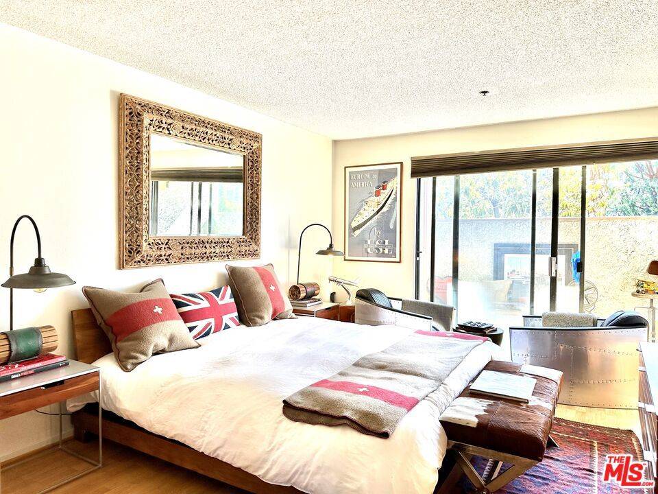 Pacific Palisades, CA 90272,501 Palisades DR #121