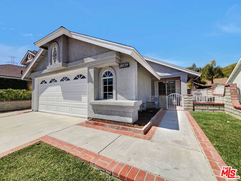 Santa Clarita, CA 91390,28539 Sugar Pine WAY