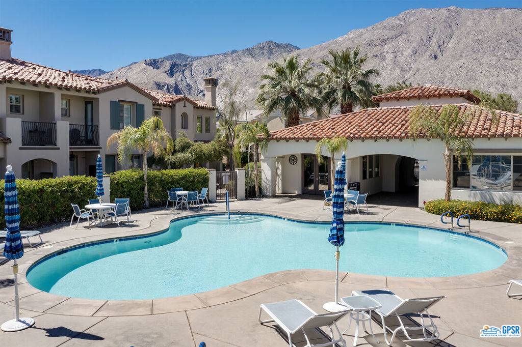 Palm Springs, CA 92262,459 WHITE FOX TRL