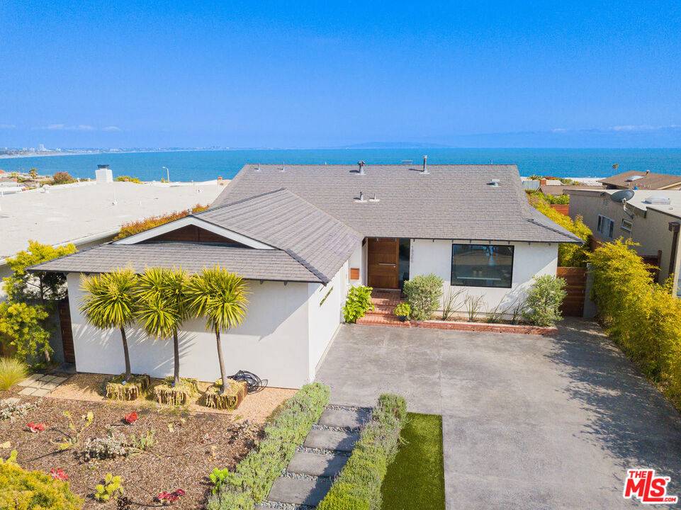 Malibu, CA 90265,18366 Clifftop WAY