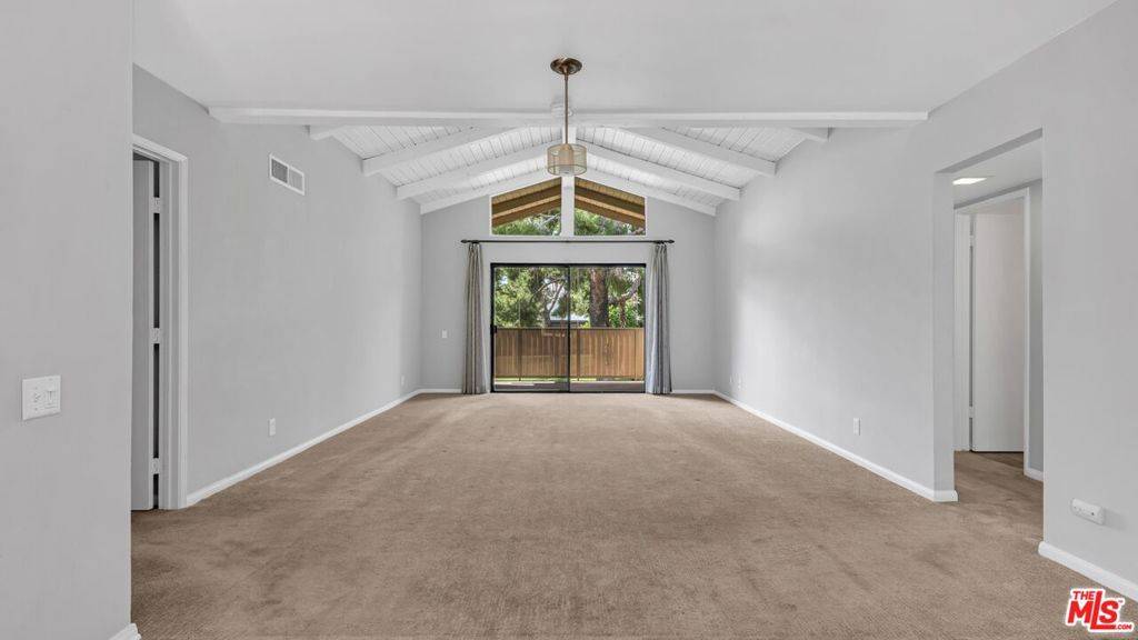 Palm Springs, CA 92264,2180 S Palm Canyon DR #40