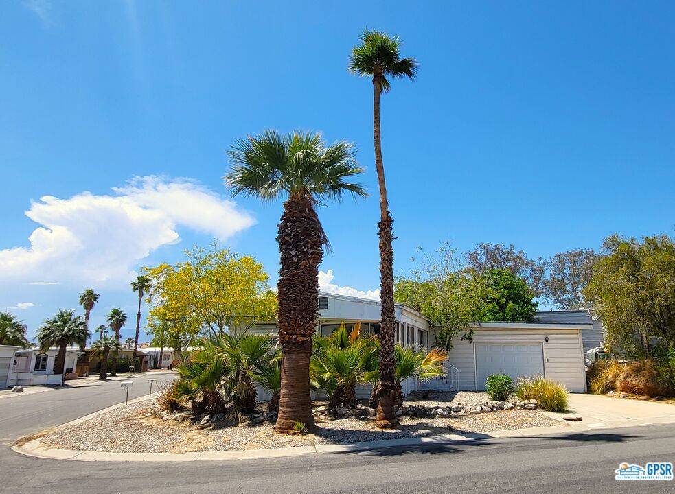 Desert Hot Springs, CA 92241,69320 Crestview DR