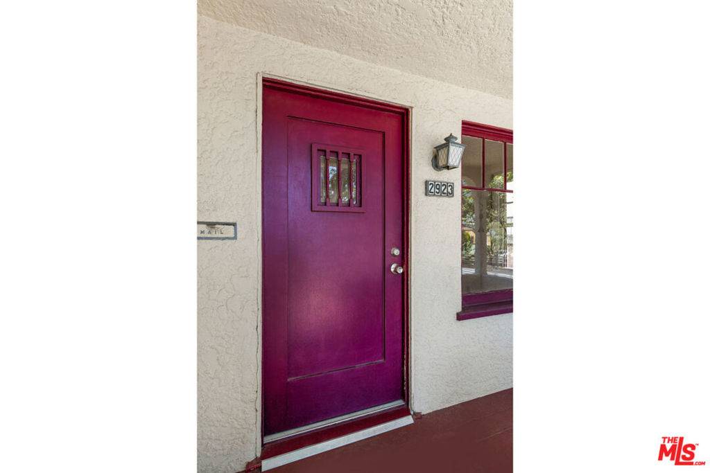 Los Angeles, CA 90039,2923 Acresite ST