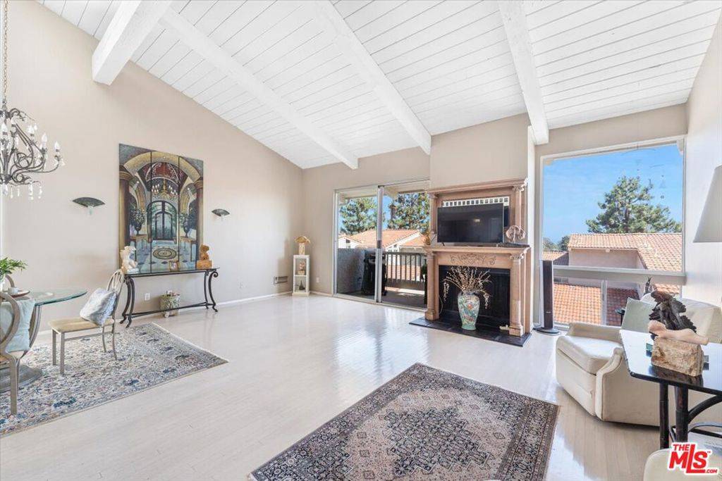 Malibu, CA 90265,28274 Rey De Copas LN