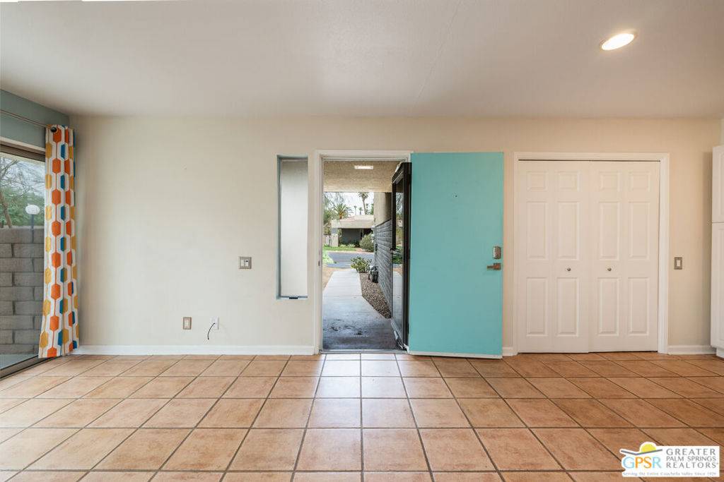 Palm Springs, CA 92262,1381 Sunflower CIR