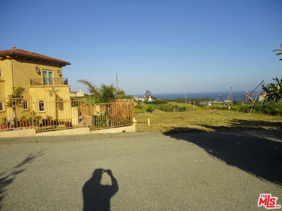 Malibu, CA 90265,6140 GALAHAD RD
