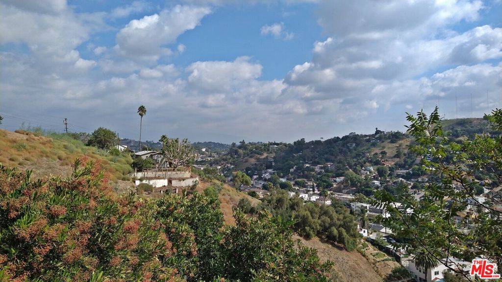 Los Angeles, CA 90032,2861 FOREST PARK DR